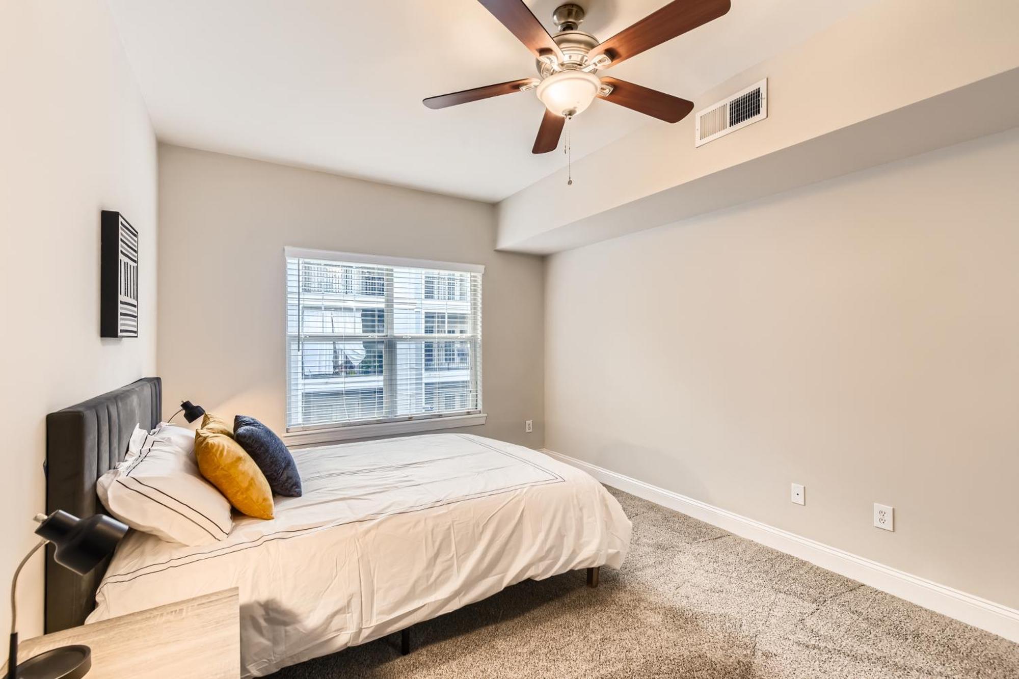 Appartement Crest At Midtown 4218 L 1 Bedroom 1 Bathroom *